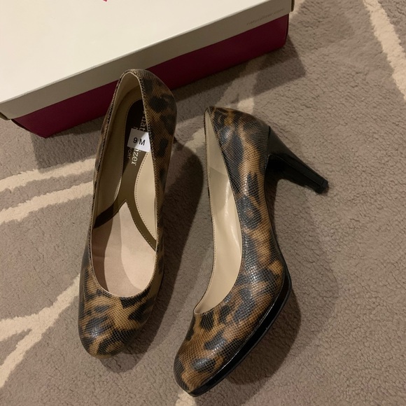 Naturalizer Snakeskin Pumps - Picture 2 of 3